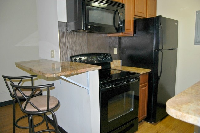 Portage Trail East Apartments