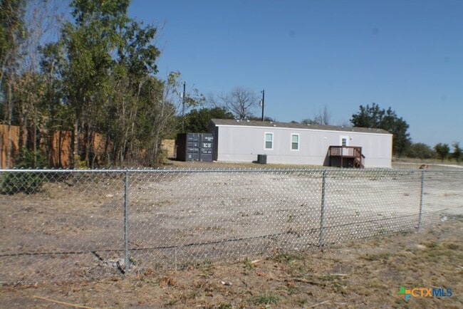 Photo - 180 County Rd 2600