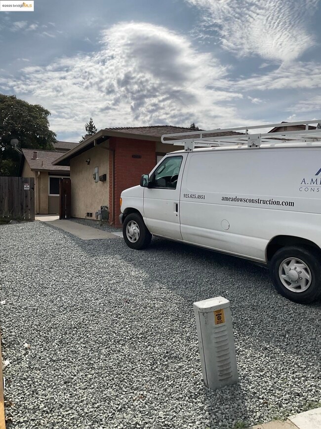 Building Photo - 1713 Springwood Way Rental