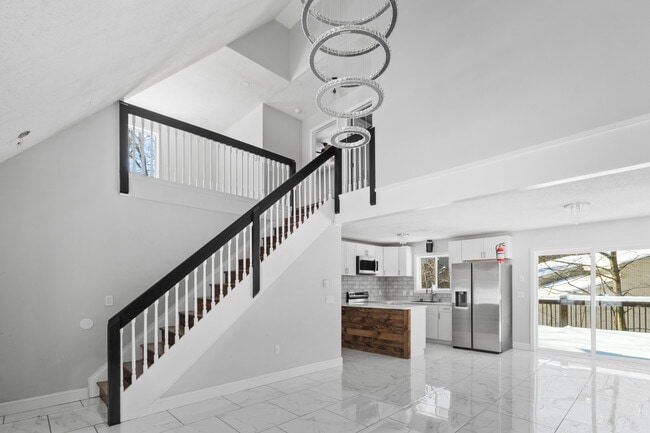 Building Photo - 5361 Winter Dr Rental
