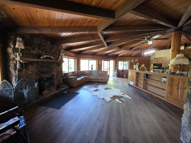 Building Photo - $3,500/month | 2 BD + Bonus Lower Level | 2 BA | 1,327 sq ft | 5.61 Acres | Detached 2-Car Garage