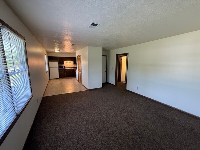 Photo - 2 bedroom, 1 bath apartment