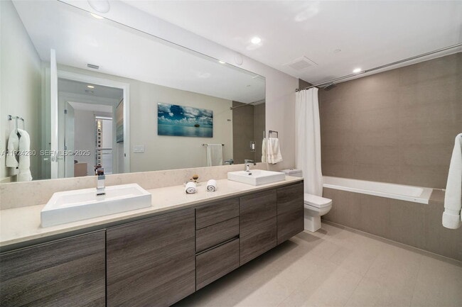 Photo - 1080 Brickell Ave