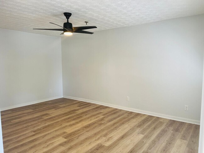 Photo - 2133 Thompson Ave SE Unit 2133A