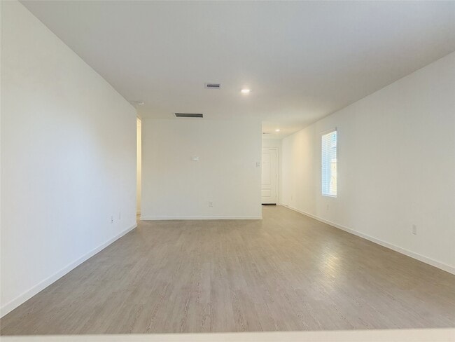 Photo - 28723 Bottom Grass Trl