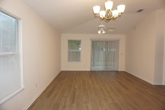 Photo - 3 bedroom home in Julington Creek
