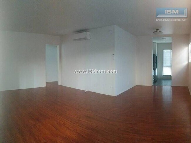 Photo - Oxford Apartments