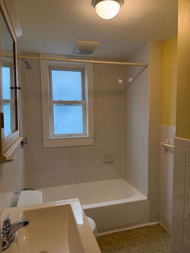 Photo - 111 Florida St