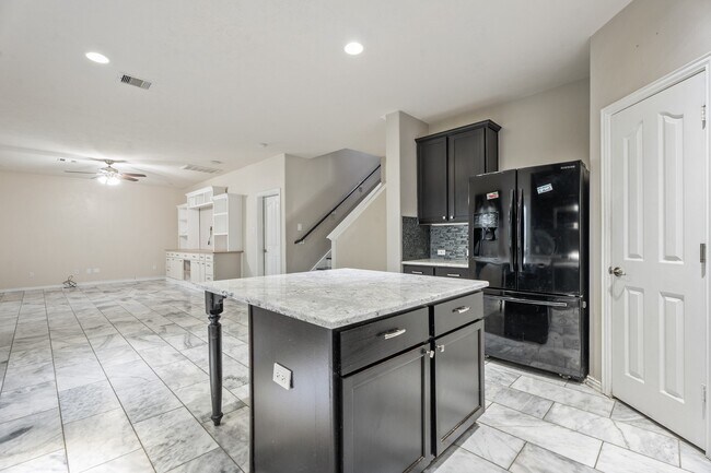 Photo - 6605 Fallen Breeze Ln