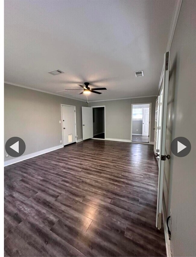 Photo - 1110 Cuerno St