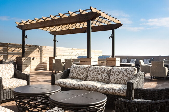 Photo - Mirasol Park Lane