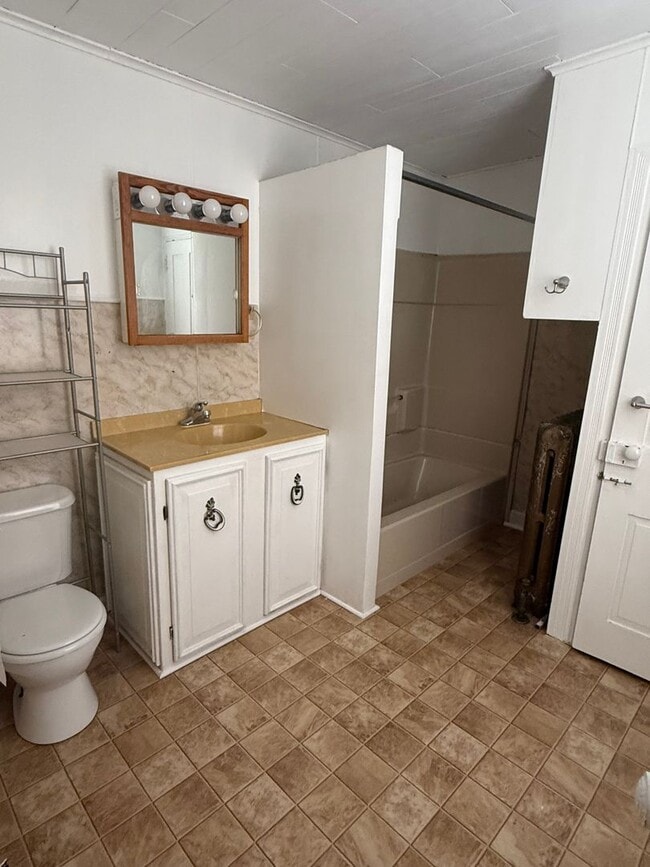 Photo - 115 S Franklin St Unit 115 S Franklin Street - Apt D