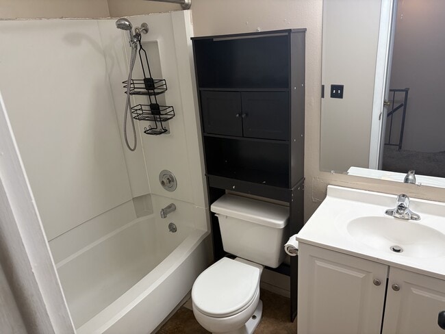 Photo - 195 S Fort Ln