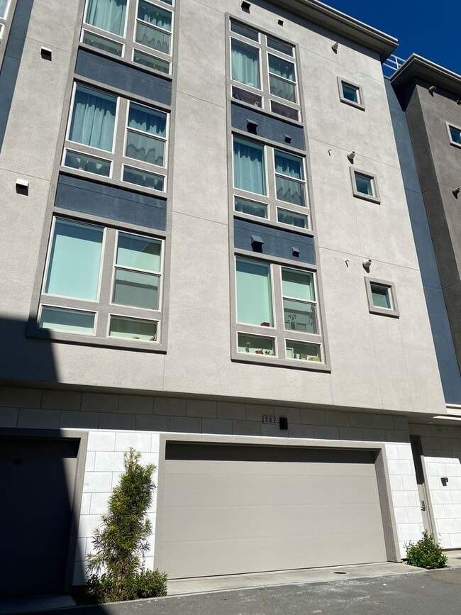 Photo - Dublin Hyde Park Modern Living Single Level Condo 4 Bed / 2 Bath, Amenities, Close to 580