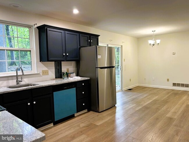 Photo - 104 Delphi Rd