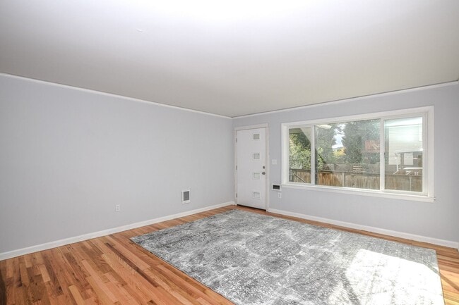Photo - 2112 NE Couch St Unit 2114