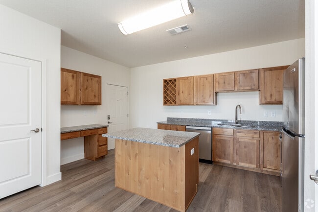 1BR, BA - 790SF