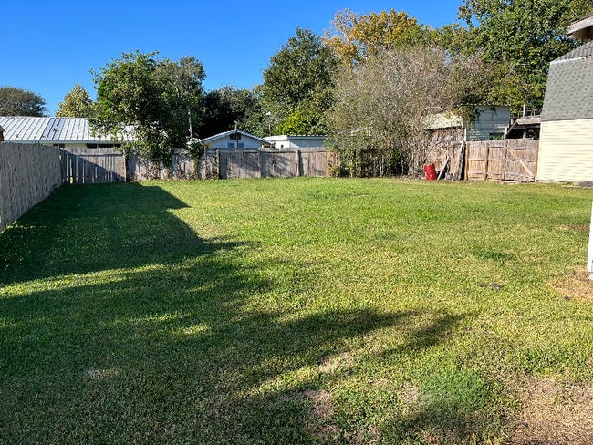 Photo - 309 Desire St