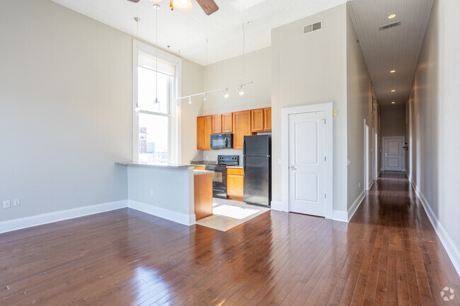 2BR, 1BA - 990SF - Living Room - The Renwick Building