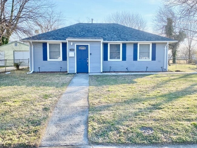 Building Photo - 323 Roane Dr