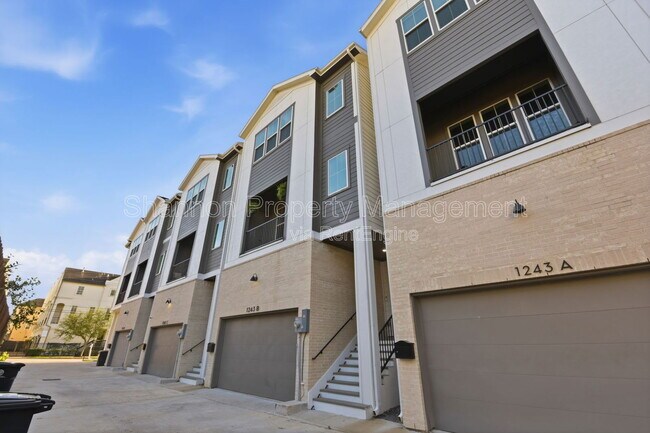 Photo - 1243 W 23rd St Unidad B