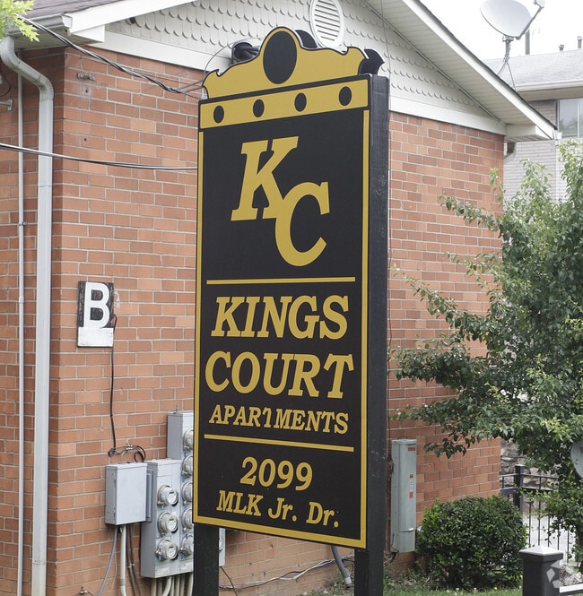 Kings Court Apartments - Kings Court Apartments