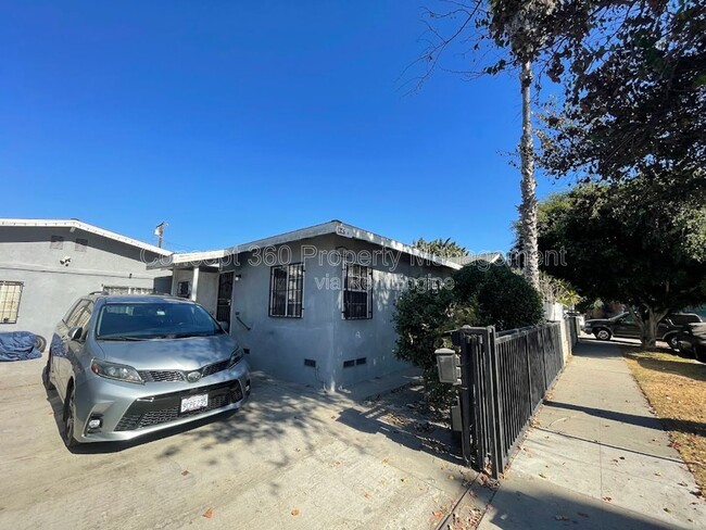 Photo - 1325 W Parade St
