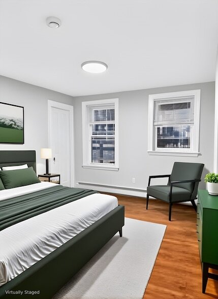 Building Photo - 228 Sumner St Unit 4