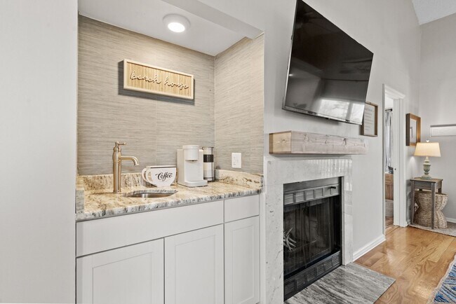 Photo - Furnished All-Inclusive 4bed/3bath condo a...