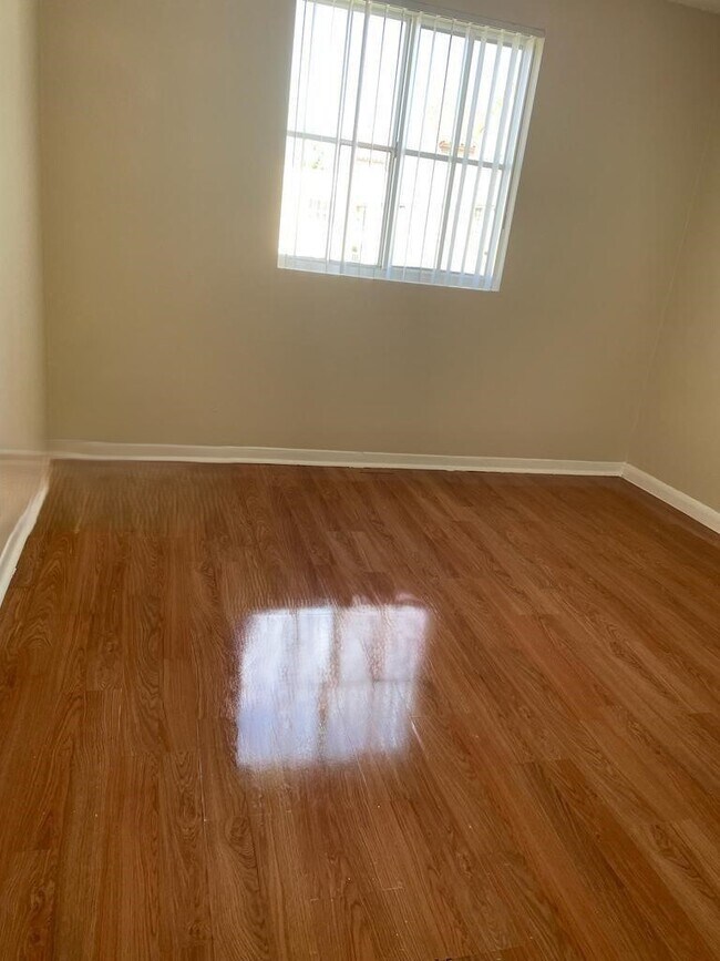 Photo - 6065 NW 186th St Unit 304
