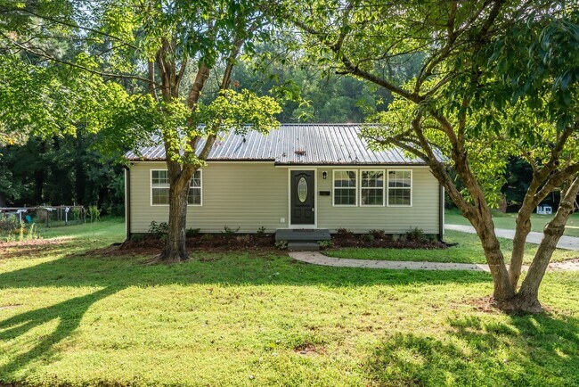 Gorgeous Home in Mebane! - Gorgeous Home in Mebane!