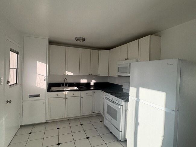 Photo - Homer Unit 253