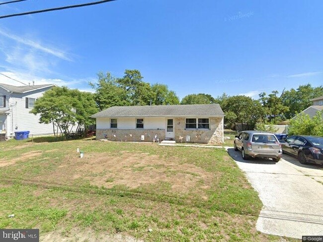 Building Photo - 307 Cherokee Dr Rental