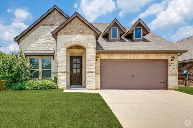 Building Photo - 3701 Trillium Dr Rental