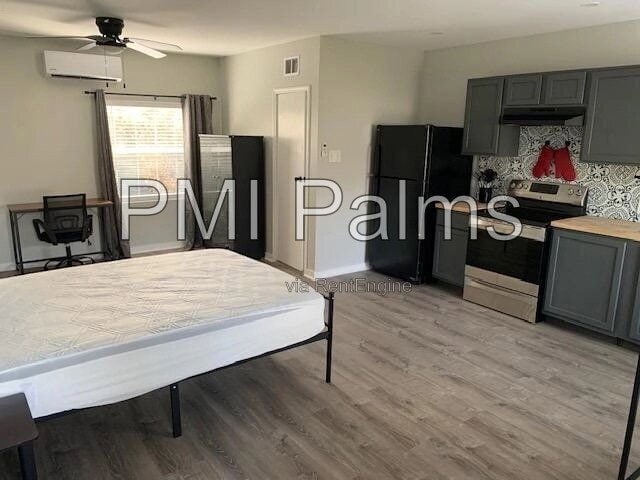 Photo - 3011 E Louisiana Ave