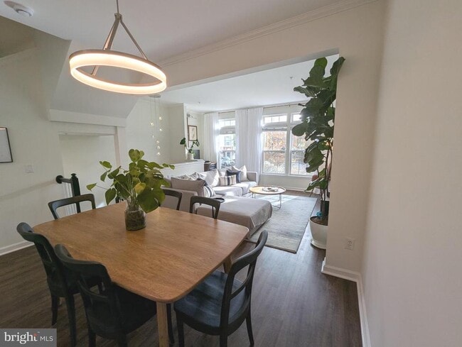 Photo - 2922 Huntington Grove Square