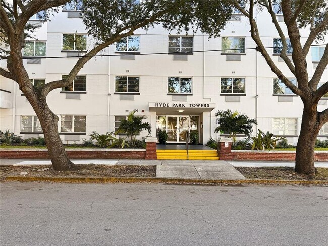 Photo - 406 S Cedar Ave Unit 104