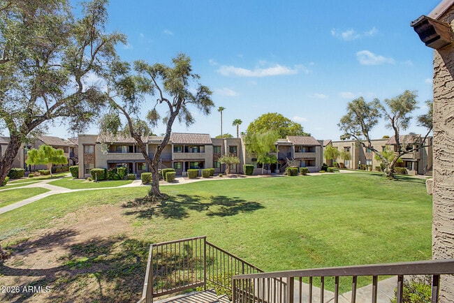 Photo - 5995 N 78th St Unidad 2036