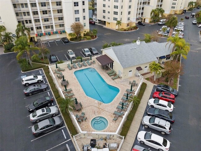 Building Photo - 1200 Country Club Dr Unit 3303 Rental