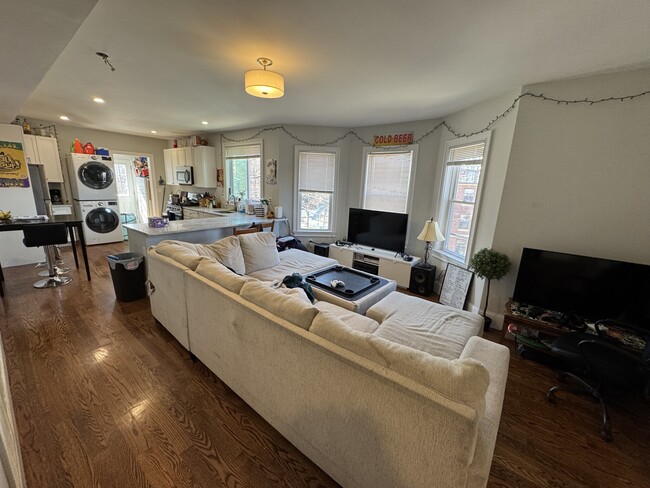 Photo - 3 Hamilton Rd Condo Unit 2
