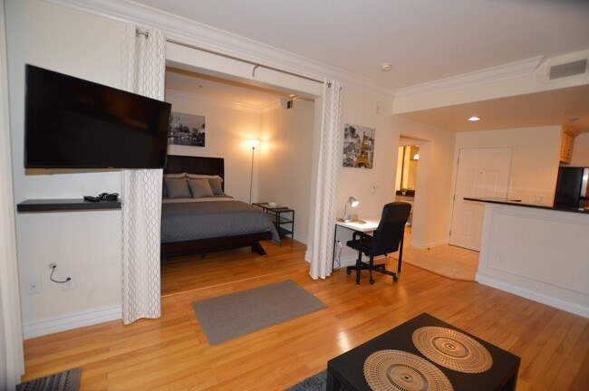 Photo - Meridian Furnished 1 Bed | 1 Bath Studio Luxury Condo with Partial Strip View