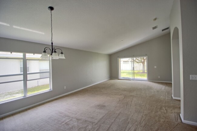 Photo - 2924 Conner Ln