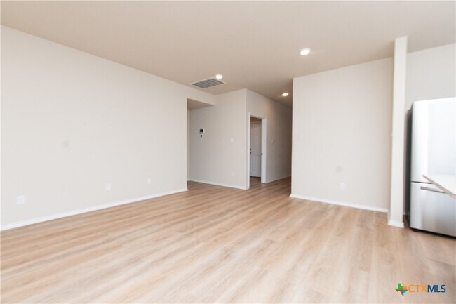 Photo - 3901 Malmaison Road House