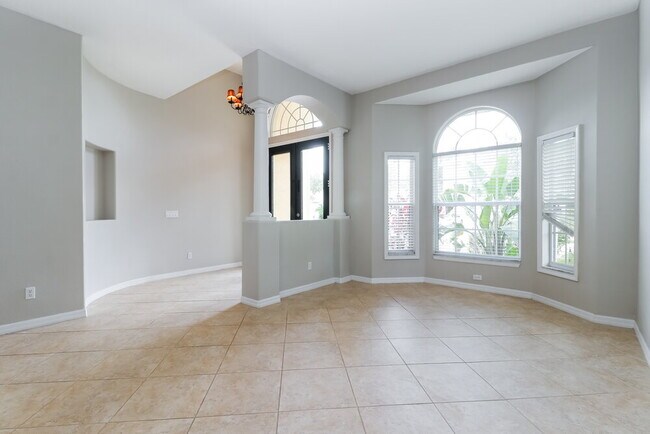 Photo - 6319 Laurel Creek Trail