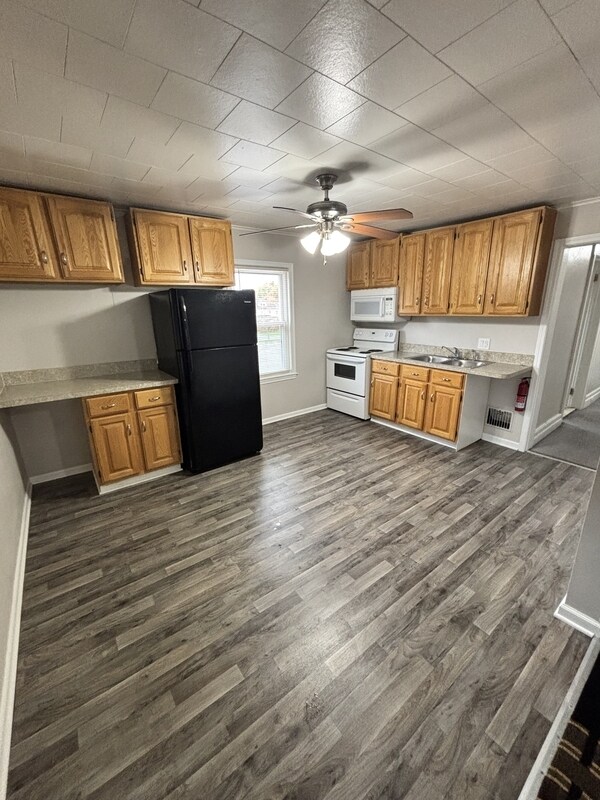 Photo - 82 Poplar St