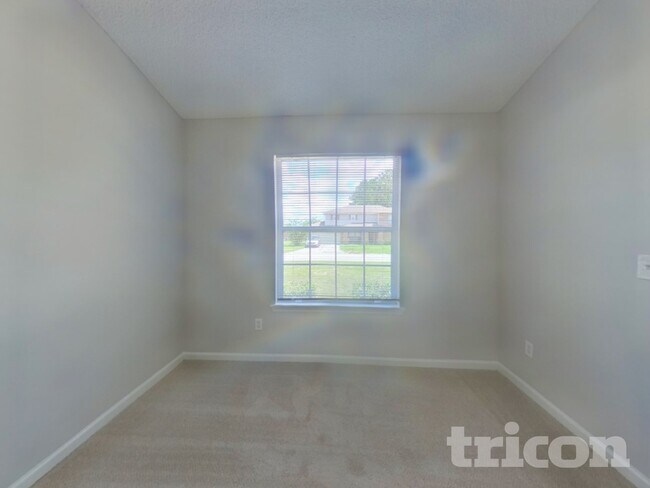 Photo - 6896 Kettle Creek Dr