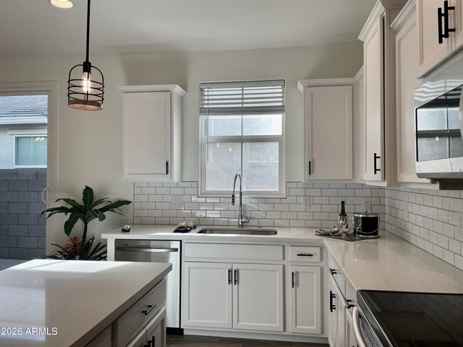 Photo - 5549 S Dillon