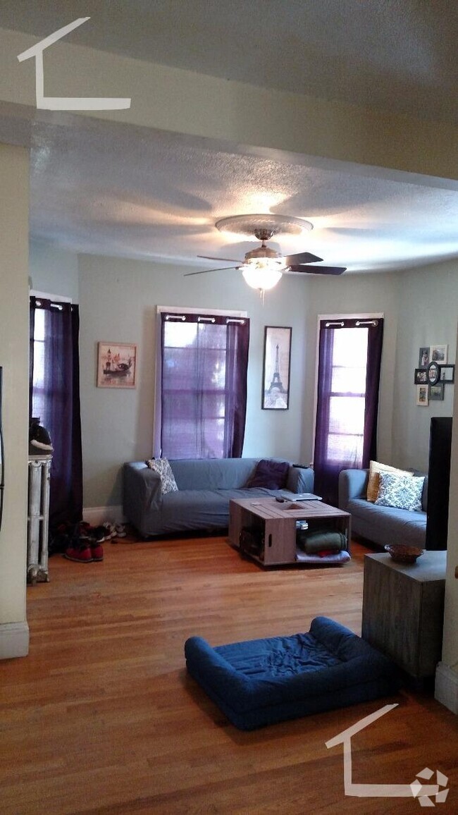 Building Photo - 3 Foster St Unit 1L Rental