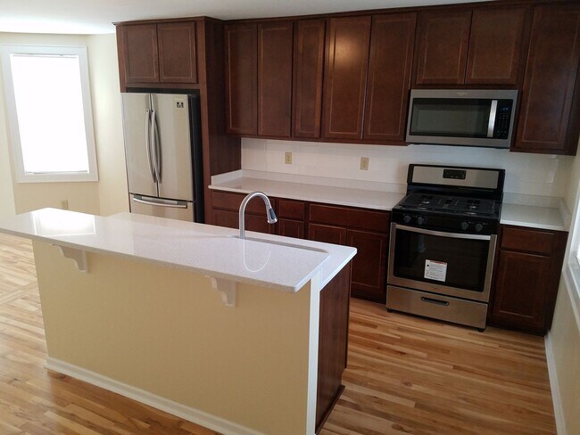 Photo - 2537-39 N. Weil St. Unit Upper