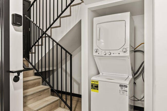 Photo - 1515 Selby Ave Unit Entire Apartment